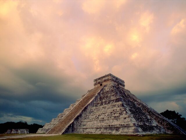 File:Castillo-firey sky.jpg