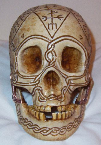 File:*Skull runes-Front.png