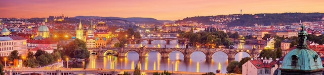 File:Prague.jpg