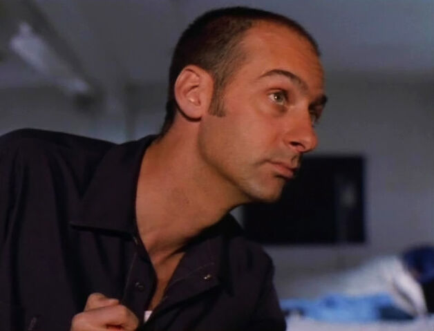 File:Ray Vecchio Prison The Witness.jpg