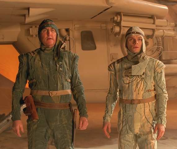 Файл:Gurney Paul stillsuits.png