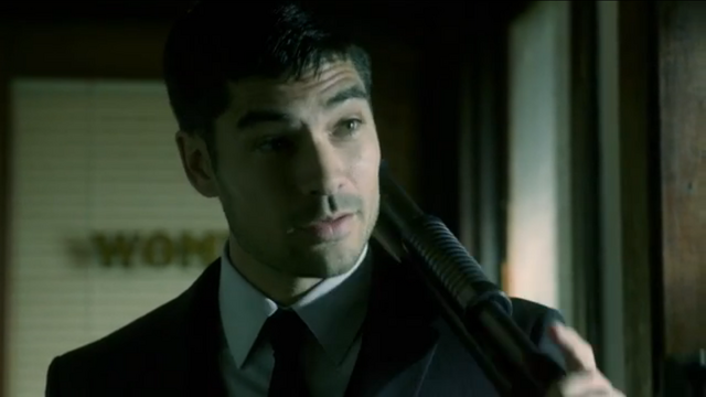 File:Seth 6 1x02.png
