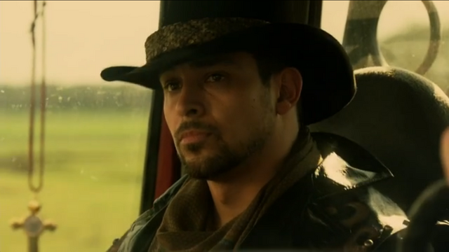 File:Carlos 3 1x02.png