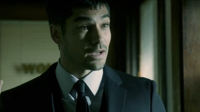 File:Seth 7 1x02.png