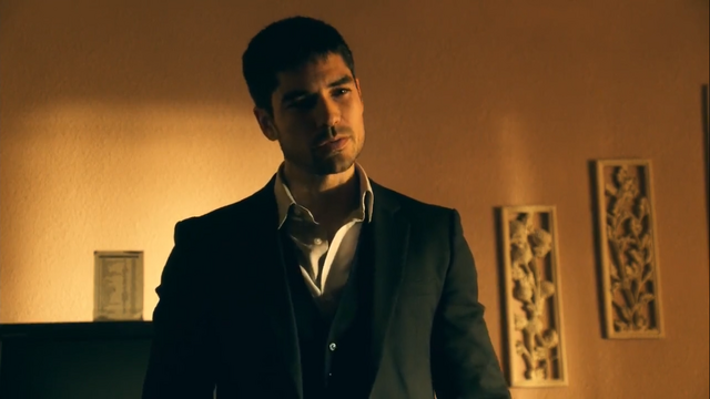 File:Seth 6 1x04.png