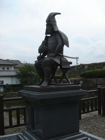 File:Shigeharu-monument.jpg