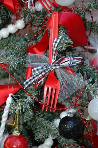 File:Twilight forks ornament.jpg