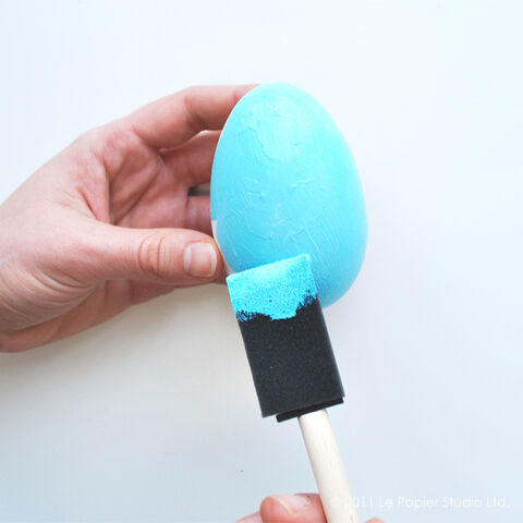 File:Silhouette-stenciled-easter-eggs-Step-31.jpg