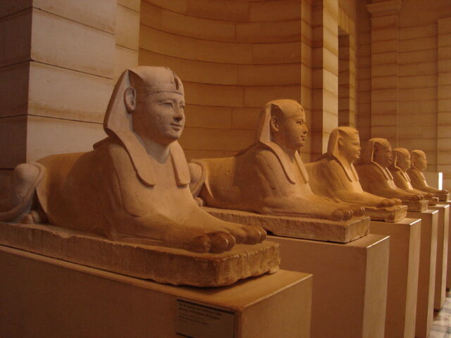 Plik:Sphinxes.jpg