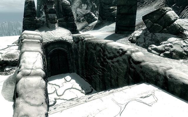 File:Lost Valkygg Entrance.jpg
