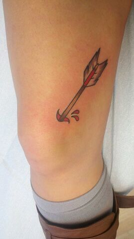 File:Arrowtotheknee.jpg