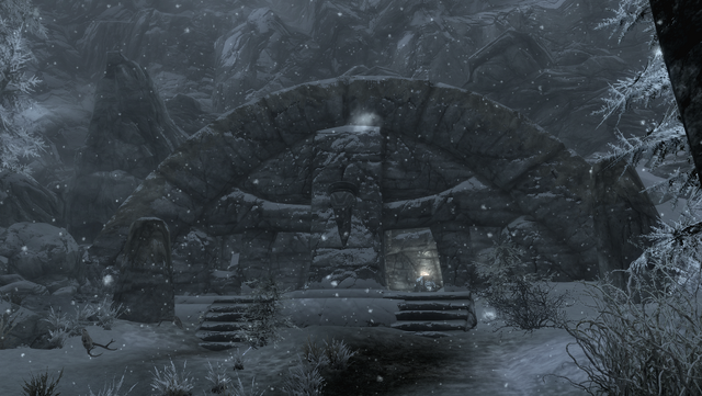 File:TESV Silverdrift Lair.png