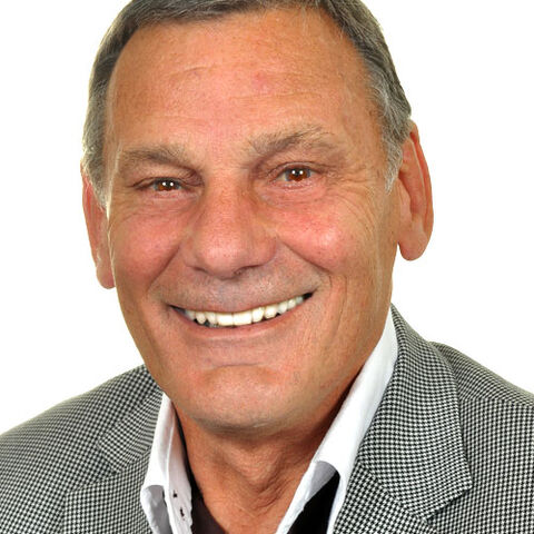 Archivo:Jeffrey Thomas.jpg