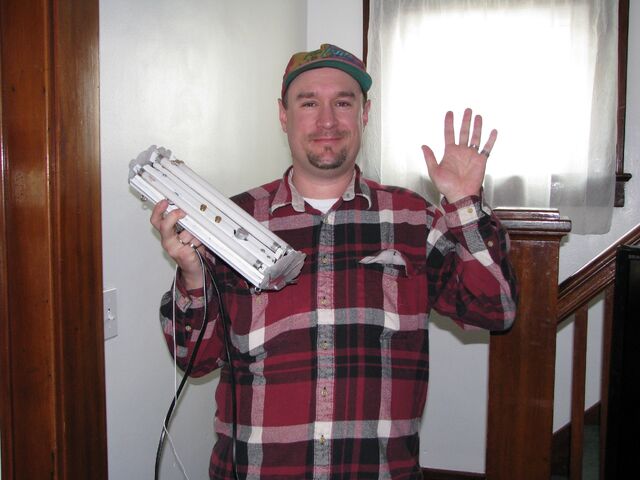 File:Me 32 Watt.jpg