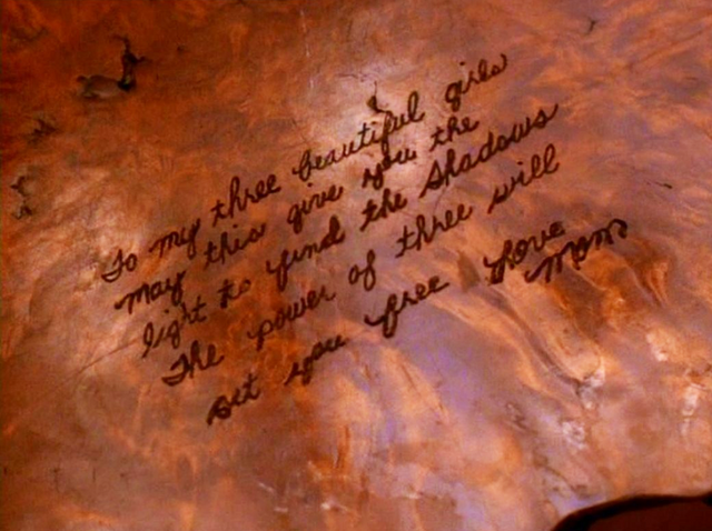 Archivo:Tablero-Ouija-Inscripcion.png