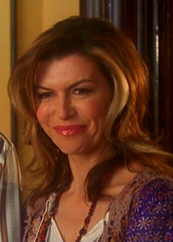 Archivo:Patty Halliwell.jpg