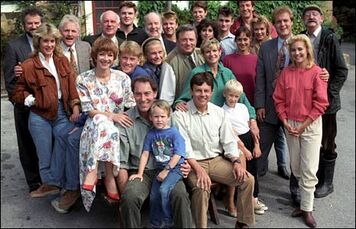 44805476 cast 90
