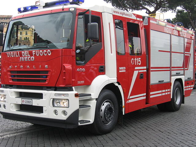 File:800px-2june2006 342.jpg