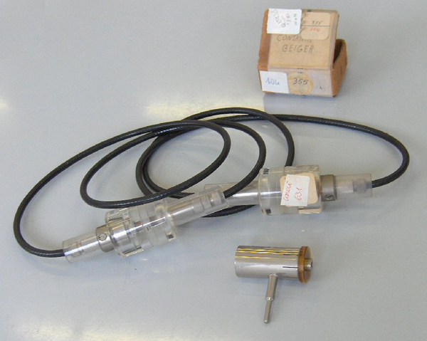 File:Contatore Geiger.png