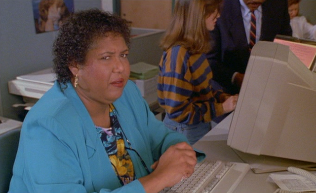 File:Mrs. Mackie.png