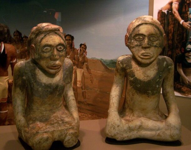 File:Xetowah statues hroe 2007.jpg.pagespeed.ic.4lQ-NaqOj7.jpg