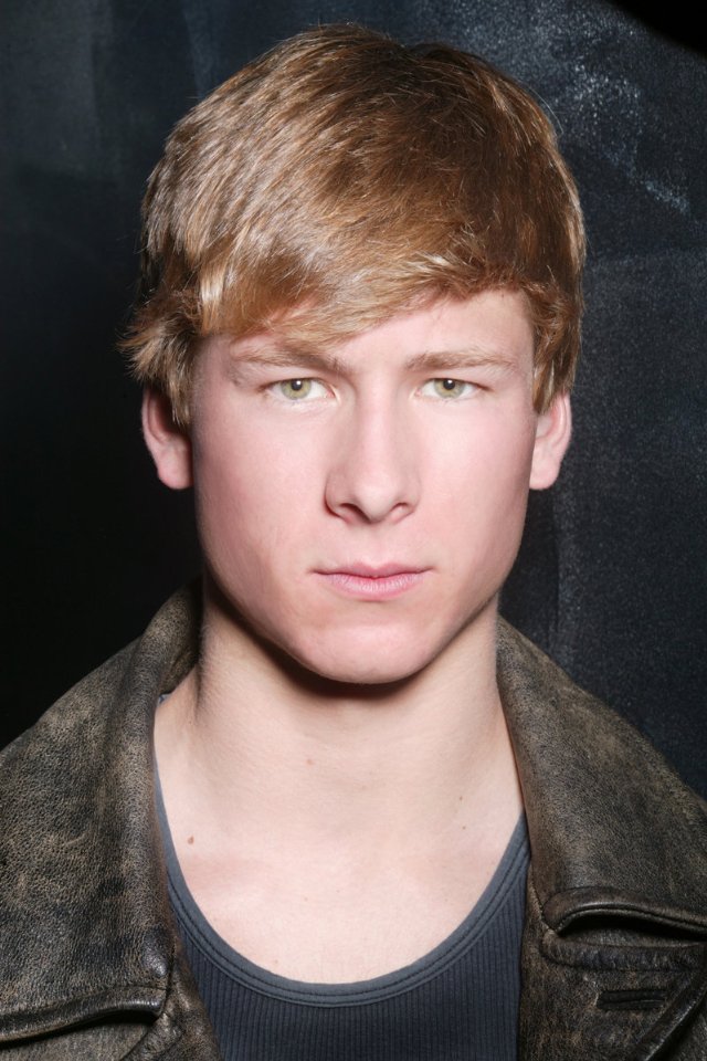 Glen Powell Endurance Wiki FANDOM powered by Wikia