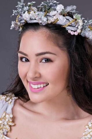 File:Gwen+Zamora Si+Agimat+at+Si+Enteng+Kabisote2.jpg