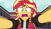 Sunset asustada.png