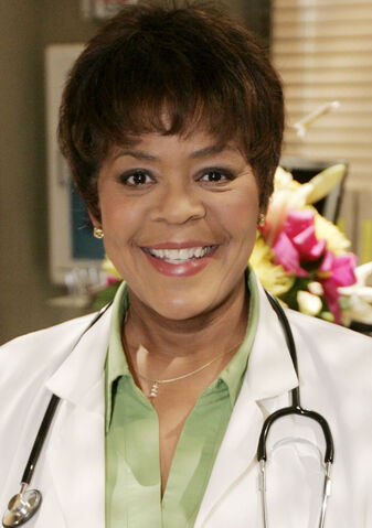 File:Yvette Freeman.jpg