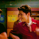 Tumblr lyuucdiBo11r820fno6 250.gif