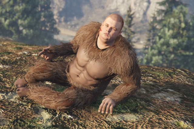 Archivo:Hombre del disfraz.png