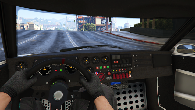 Archivo:TroposRallye-GTAV-interior.png