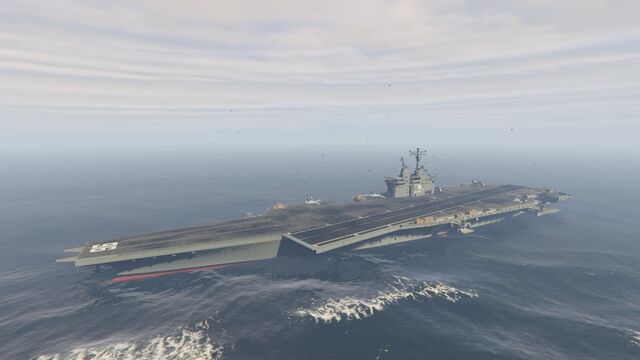 Archivo:USSLuxingtonExterior.jpg