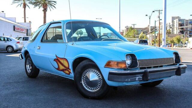Archivo:Mirthmobile.jpg