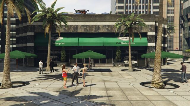 Archivo:El café Redemption al lado del edificio.jpg