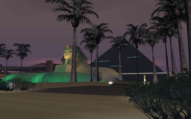 Archivo:Luxor2.jpg