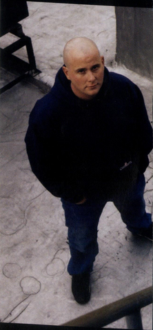 Archivo:Terry Donovan.png