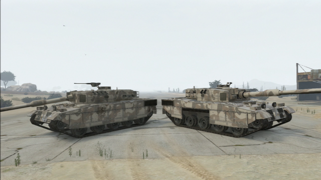 Archivo:Rhino Original vs Comprado (GTA V).png