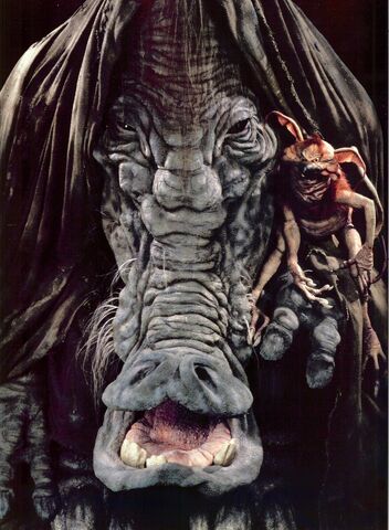 Archivo:EphantMon-sag.jpg