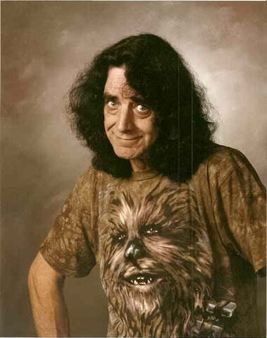 Archivo:PeterMayhew.jpg