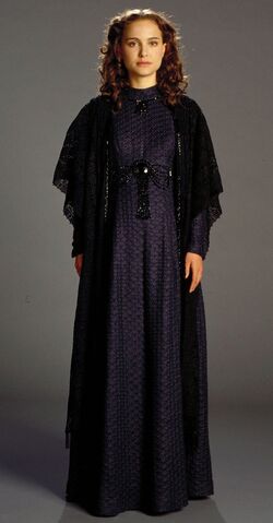Archivo:Padmefull2Beaded.jpg