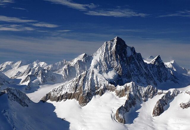 File:800px-Berner Alpen.jpg