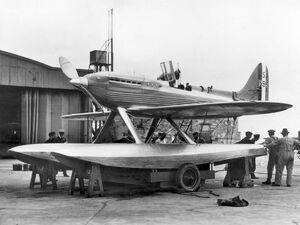 800px-Supermarine S6B ExCC.jpg
