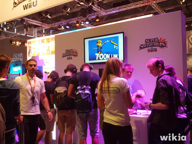 Archivo:Gamescom-14-16.png