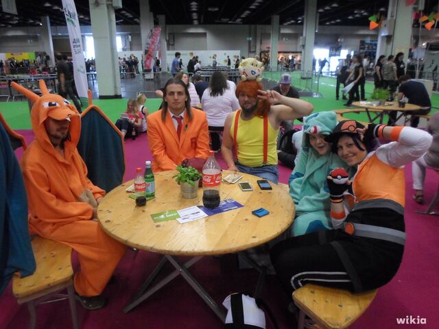 Archivo:Gamescom 2016 - Cosplay de pokémon.jpg