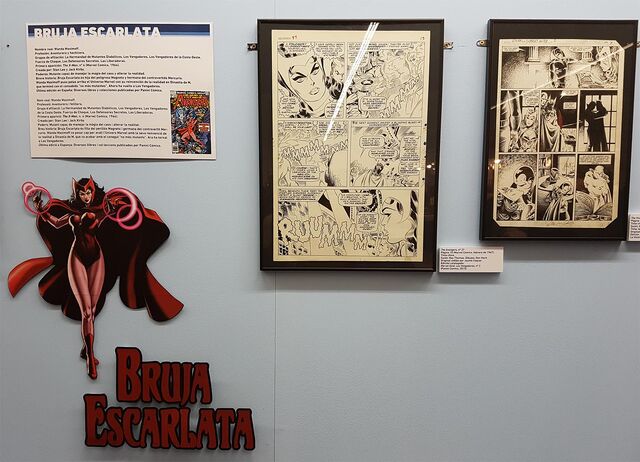 Archivo:Salondelcomic2016 brujaescarlata.jpg