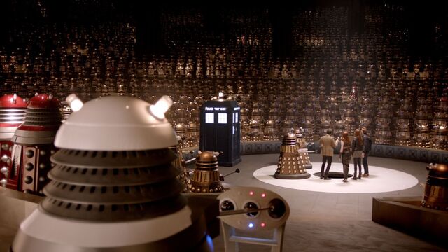 Archivo:Gallery doctor-who plot-4.jpg