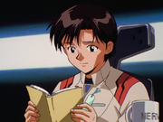 Maya Ibuki leyendo (Neon Genesis Evangelion).png