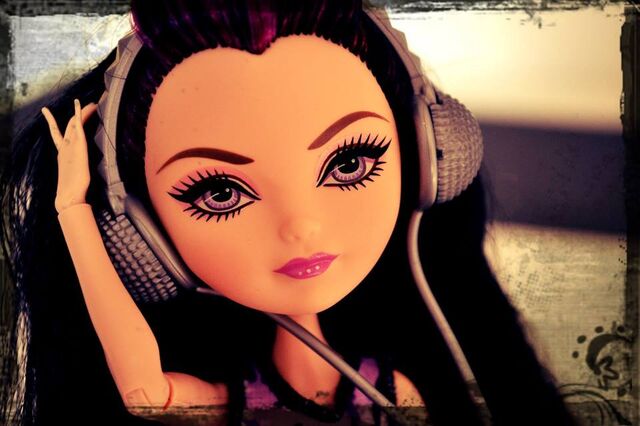 File:Facebook - Raven's music.jpg