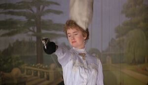 Leslie Giles 10